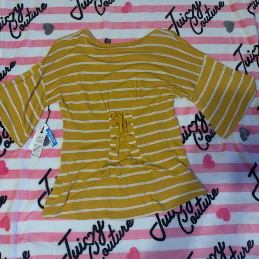 Shirt - Picture 2 of 2